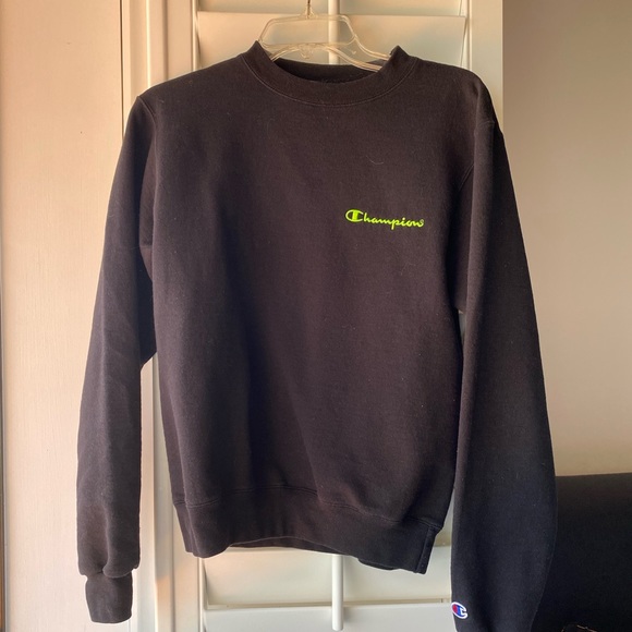 Champion Sweaters - Champion crewneck